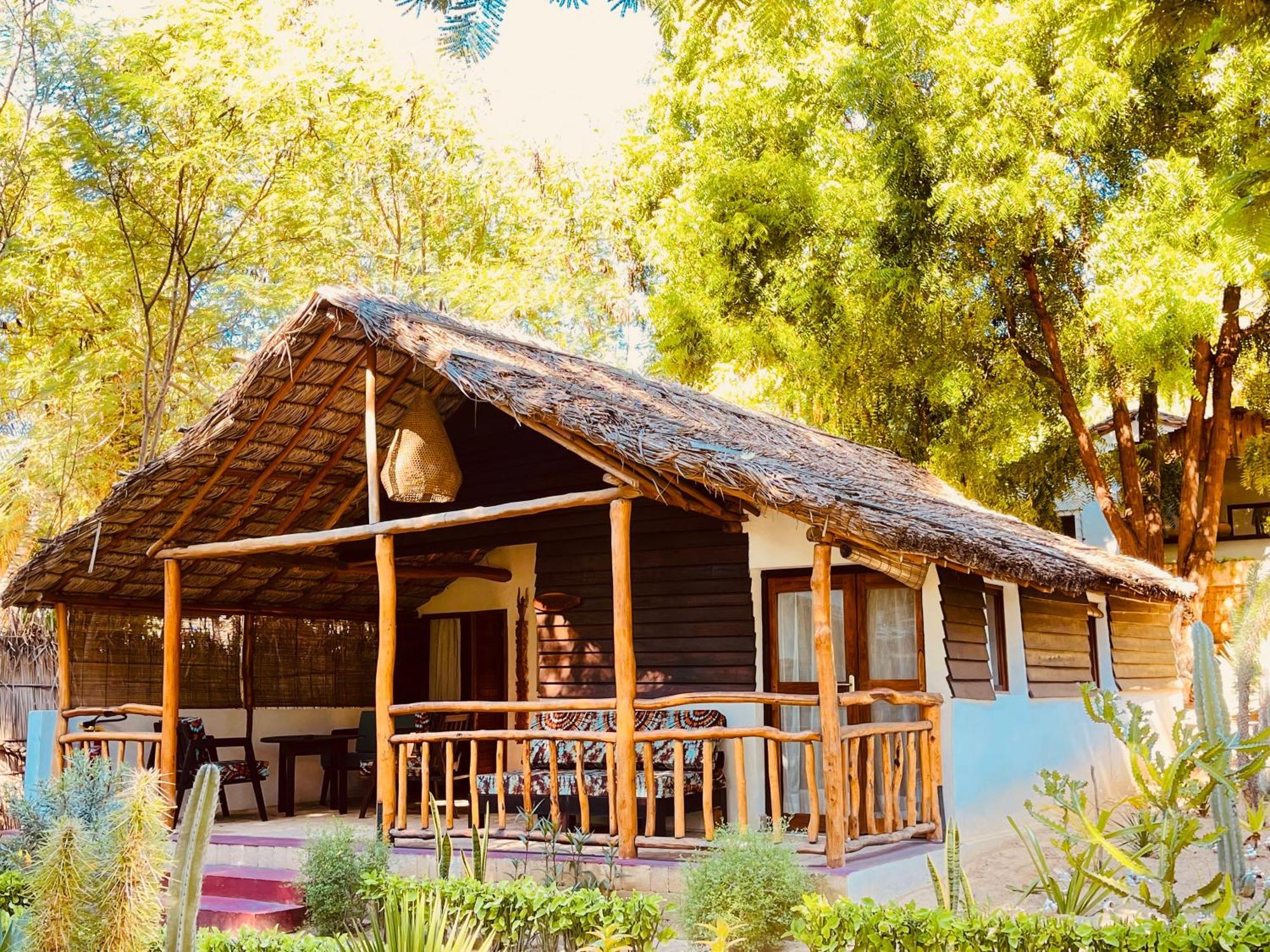 Vovo Telo Lodge Toliara Dış mekan fotoğraf