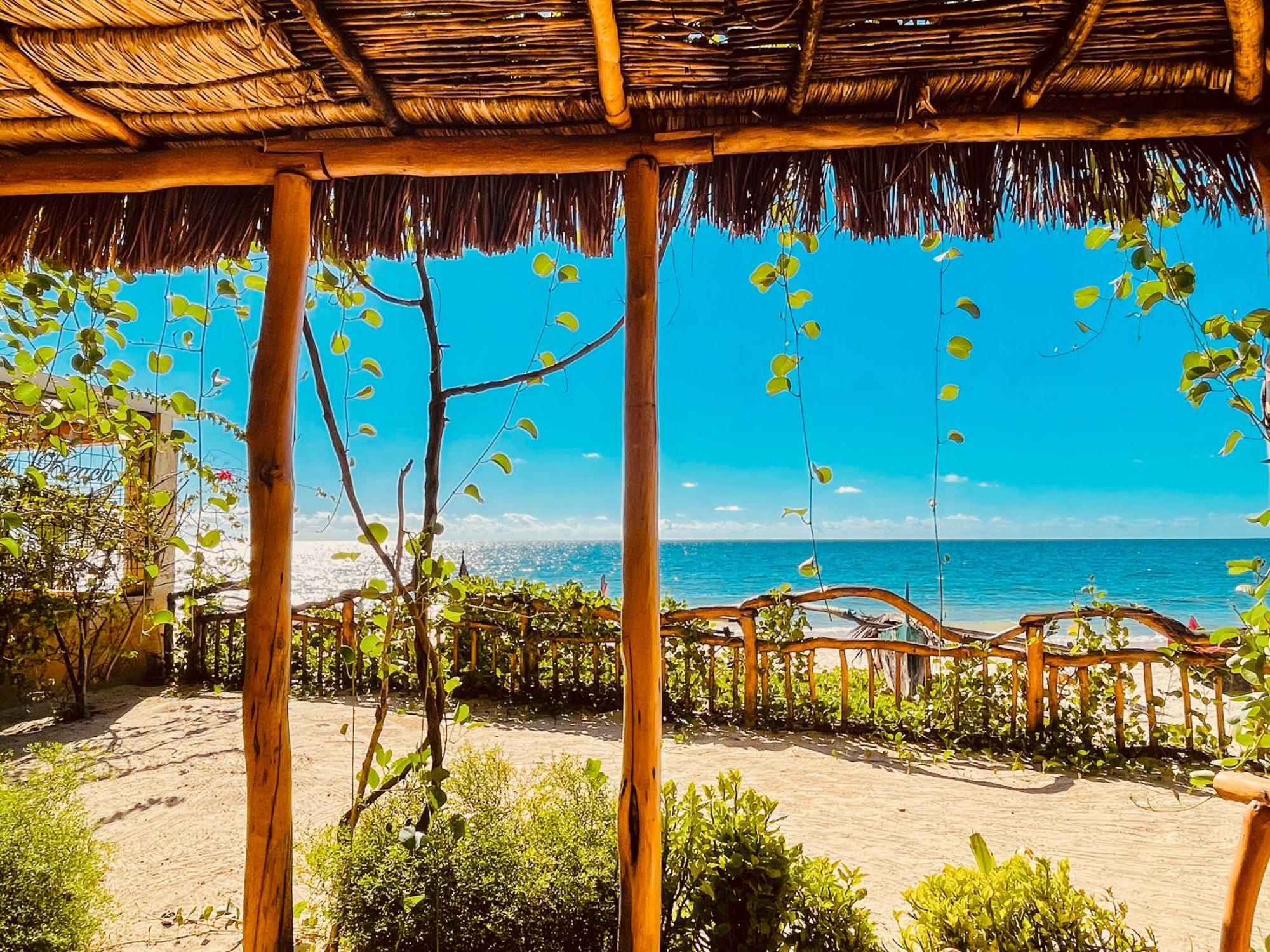Vovo Telo Lodge Toliara Dış mekan fotoğraf