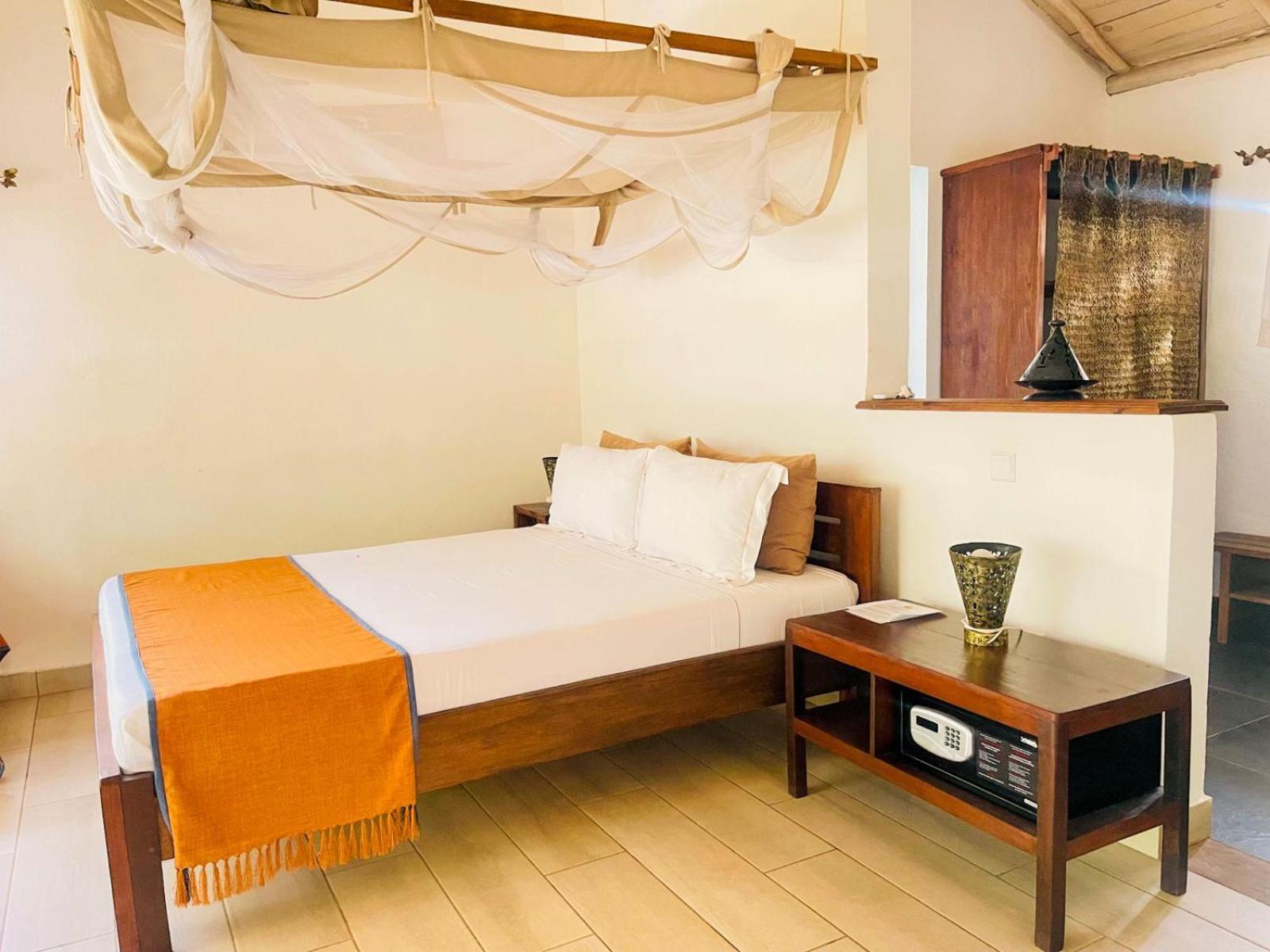 Vovo Telo Lodge Toliara Dış mekan fotoğraf